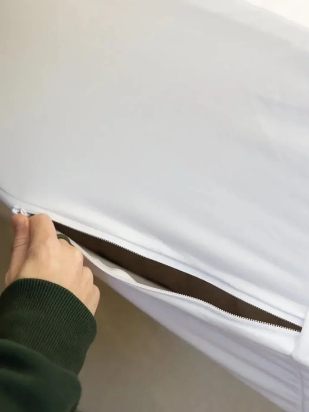 NEW DreamFit Queen Mattress Cover Protector – Waterproof 360° Encasement